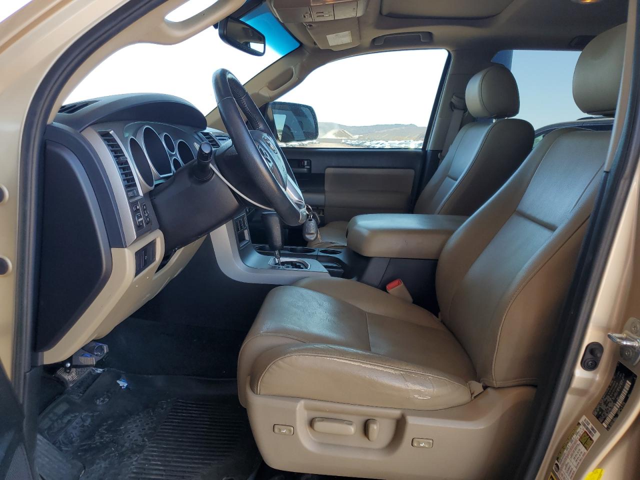 2017 Toyota Sequoia Sr5 VIN: 5TDBW5G11HS148136 Lot: 56600685