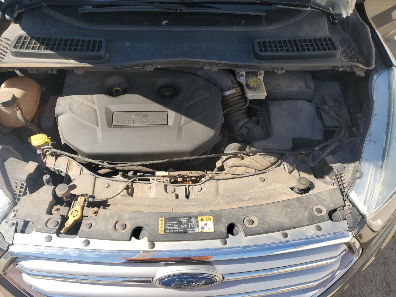 1FMCU0G99HUB10454 FORD ESCAPE 2017