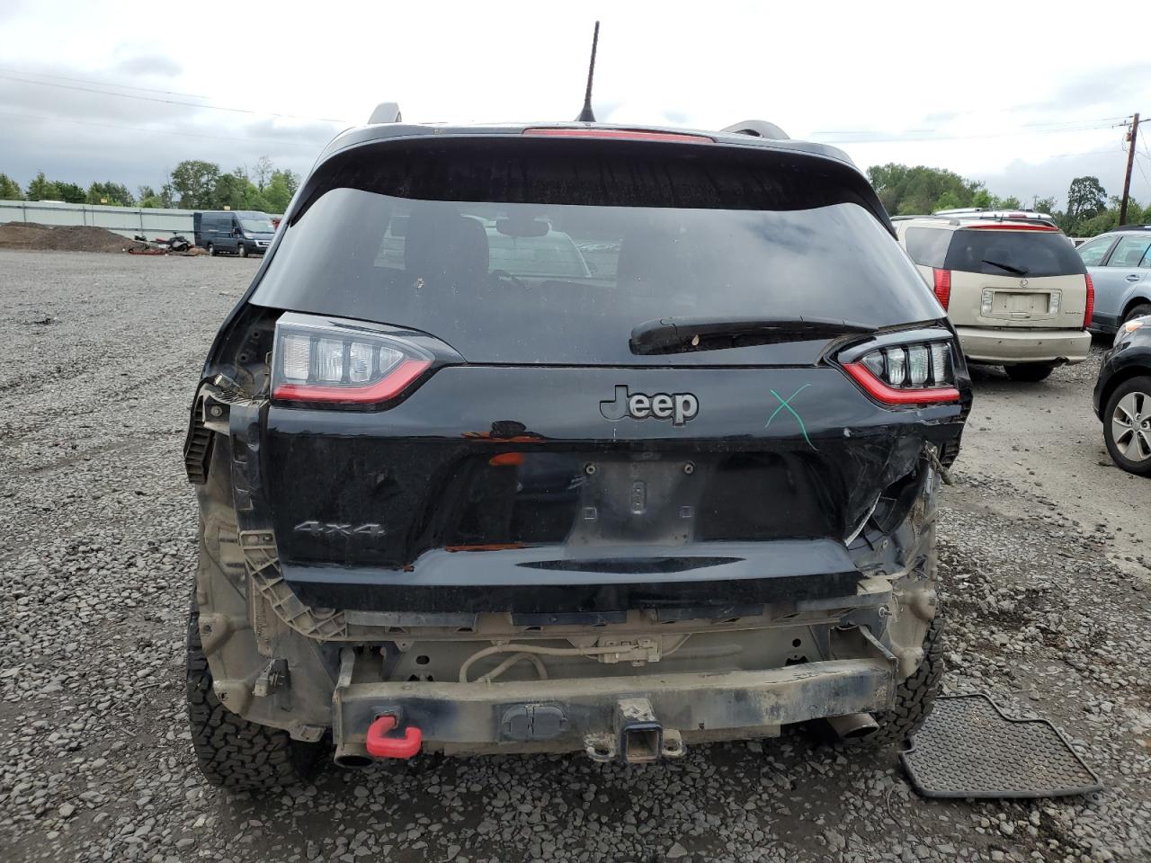2019 Jeep Cherokee Trailhawk VIN: 1C4PJMBX4KD121641 Lot: 57128905