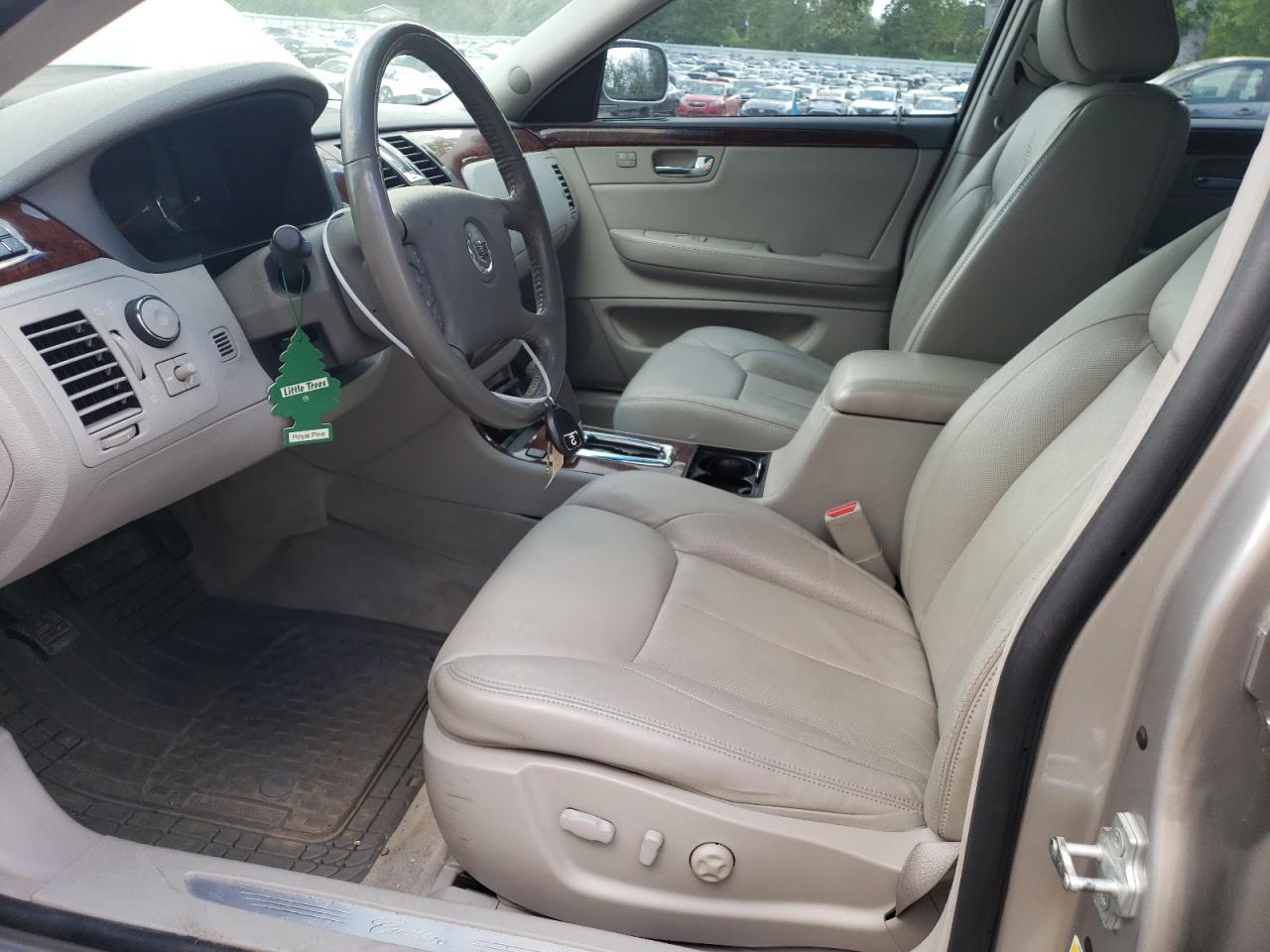 2007 Cadillac Dts VIN: 1G6KD57Y97U196841 Lot: 55702525