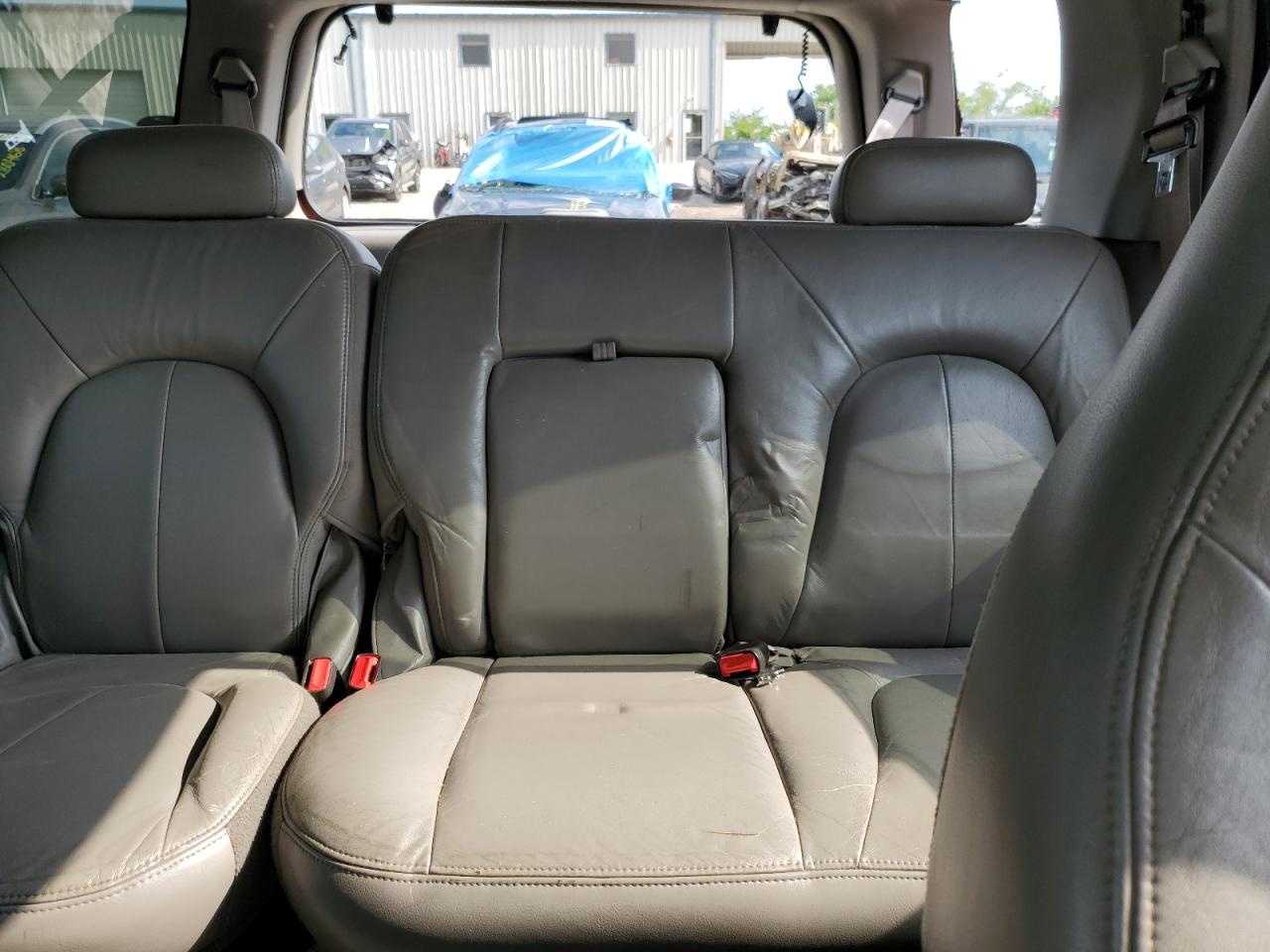 2000 Ford Expedition Xlt VIN: 1FMPU16L0YLB97235 Lot: 55120265