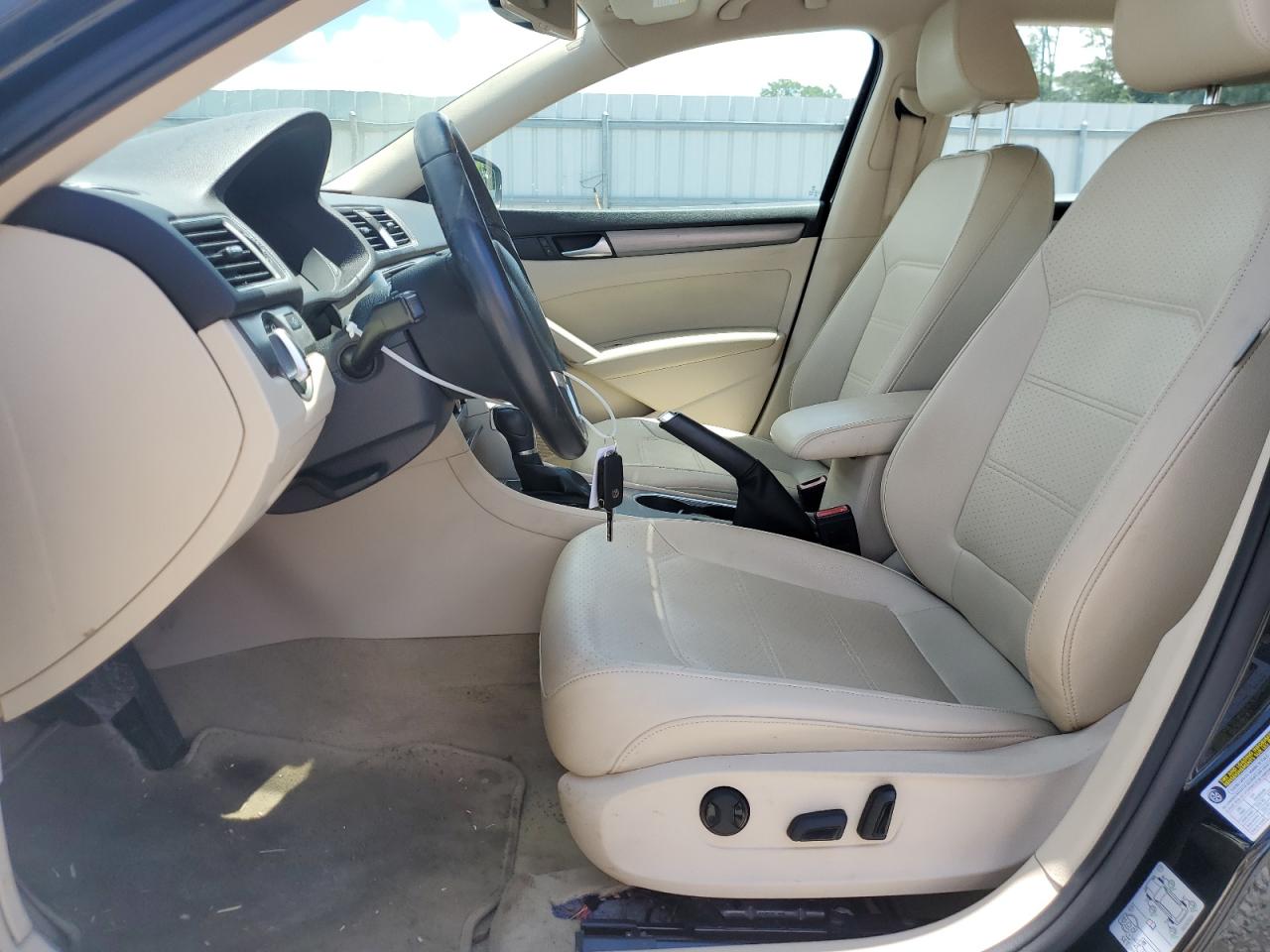 2014 Volkswagen Passat Se VIN: 1VWBT7A30EC070909 Lot: 56470155
