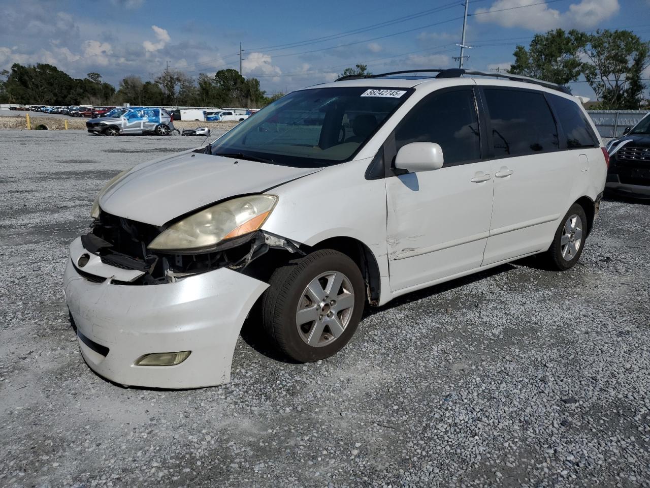 2008 Toyota Sienna Xle zu verkaufen in Riverview, FL - Front End