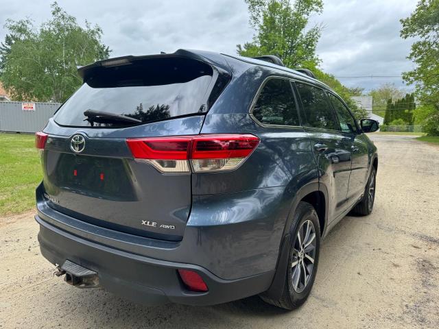 TOYOTA HIGHLANDER 2017 Blue