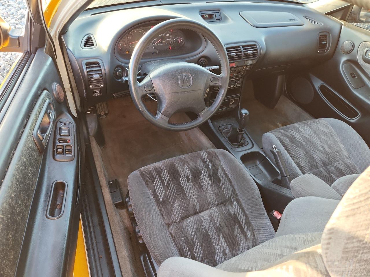 2000 Acura Integra Ls VIN: JH4DC4357YS010661 Lot: 58376325