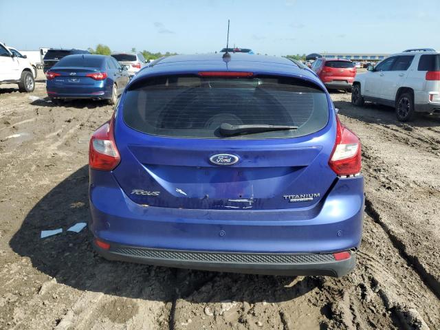 Hatchbacks FORD FOCUS 2014 Blue