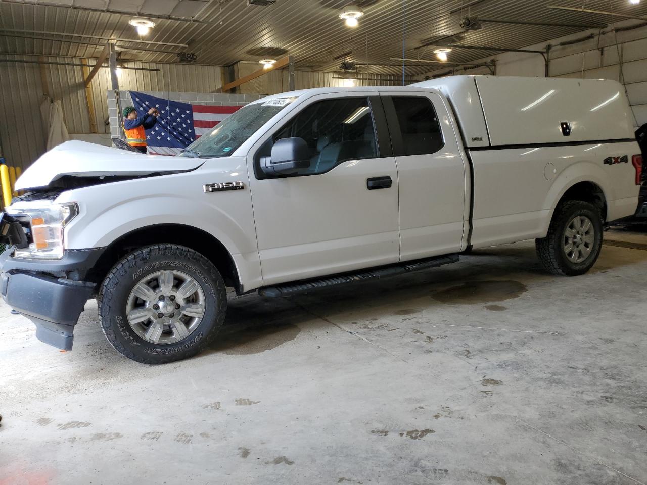 2018 Ford F150 Super Cab for Sale in Columbia, MO - Front End