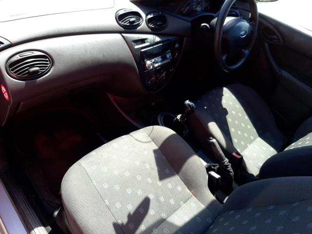 2004 FORD FOCUS CL