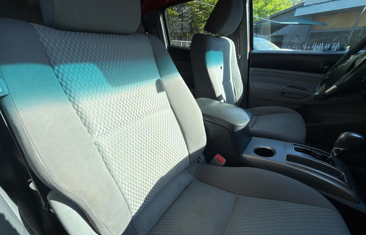 2015 Toyota Tacoma - Image 5