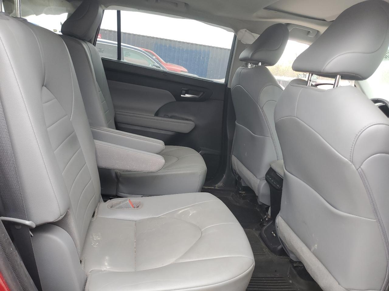 2021 Toyota Highlander Hybrid Xle VIN: 5TDGBRCH5MS063662 Lot: 55585035