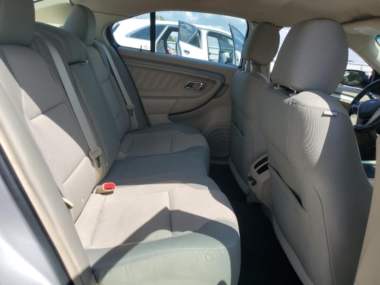 2013 Ford Taurus Sel VIN: 1FAHP2E8XDG130914 Lot: 56433585