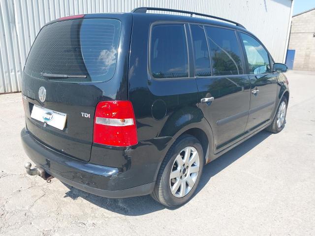 2004 VOLKSWAGEN TOURAN S T