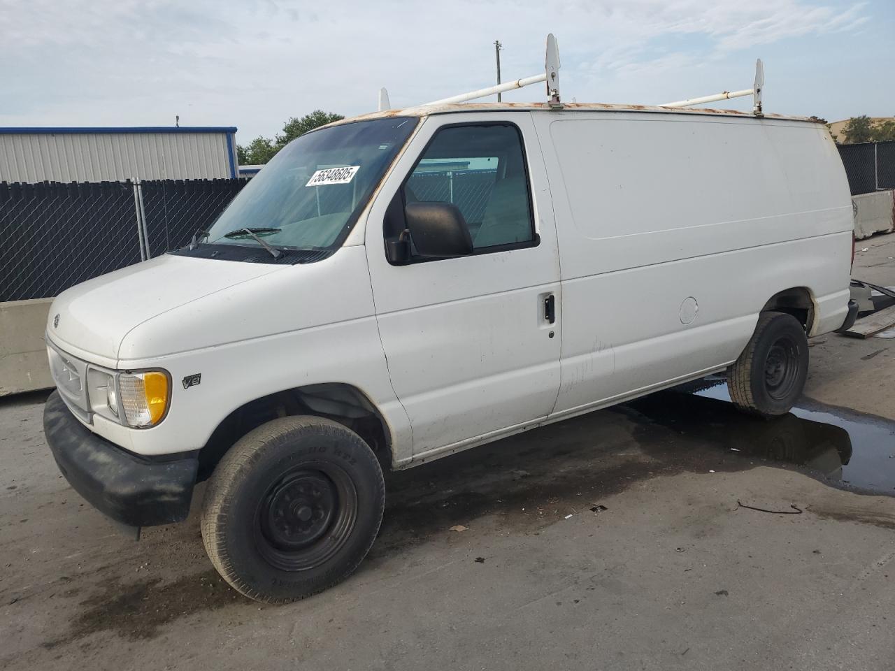 2002 Ford Econoline E250 Van for Sale in Orlando, FL - Minor Dent/Scratches