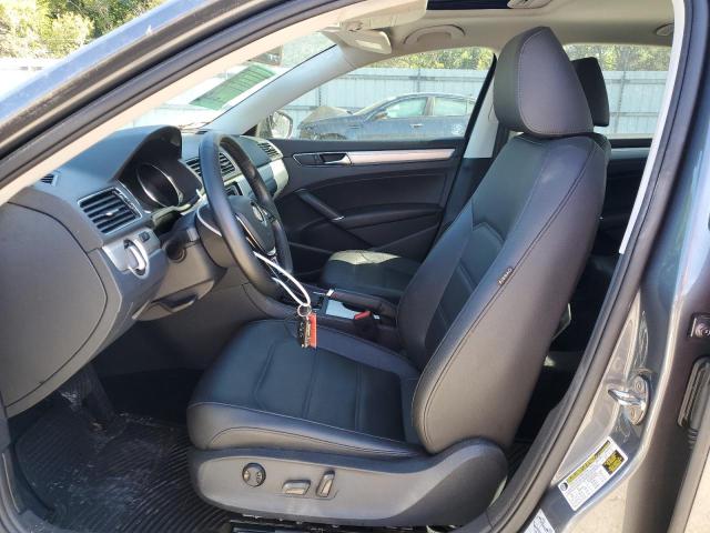  VOLKSWAGEN PASSAT 2019 Угольный