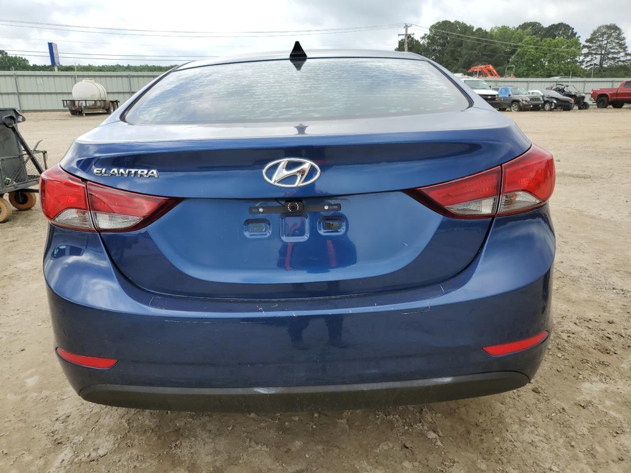 2016 Hyundai Elantra Se VIN: 5NPDH4AE7GH764131 Lot: 56663305