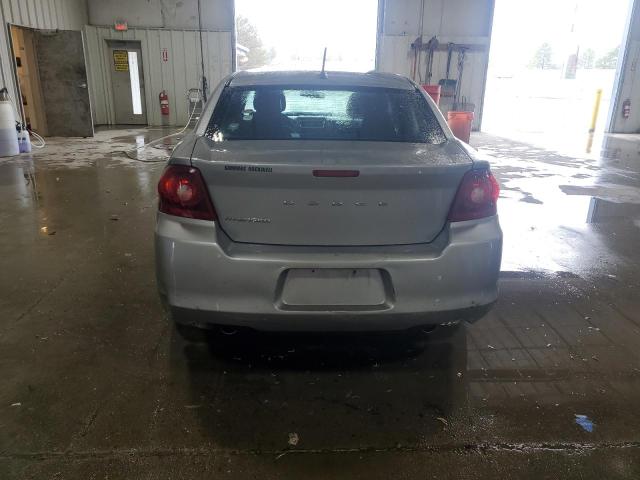 Sedans DODGE AVENGER 2013 Srebrny