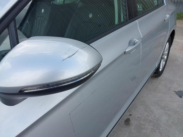 2019 VOLKSWAGEN PASSAT S T