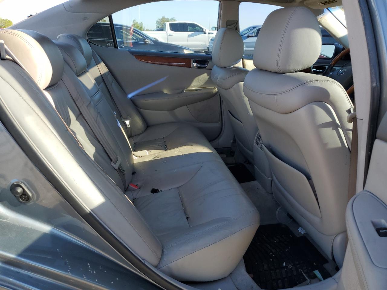2005 Lexus Es 330 VIN: JTHBA30G155099683 Lot: 56668205