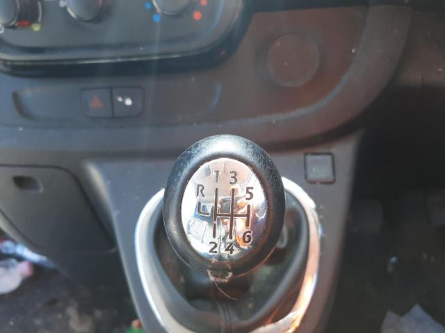 2018 VAUXHALL VIVARO 290