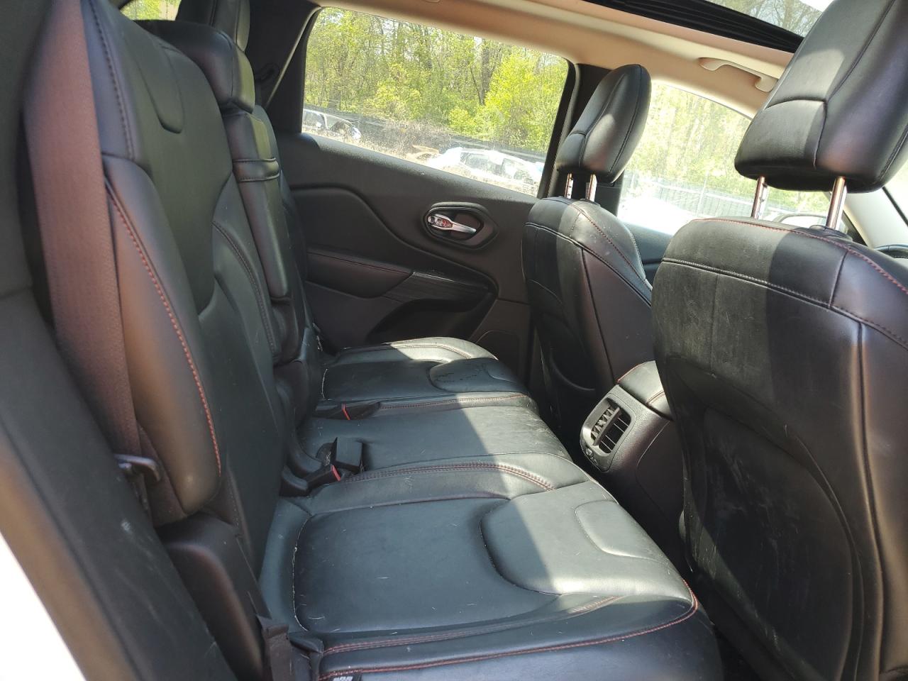 2014 Jeep Cherokee Trailhawk VIN: 1C4PJMBS6EW111528 Lot: 56798845