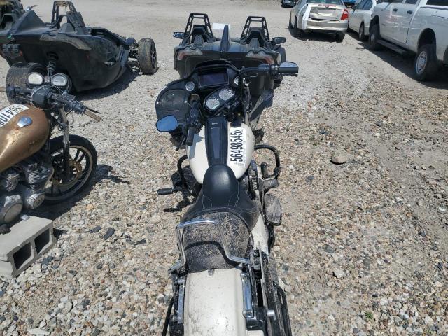  HARLEY-DAVIDSON FL 2022 Бежевий