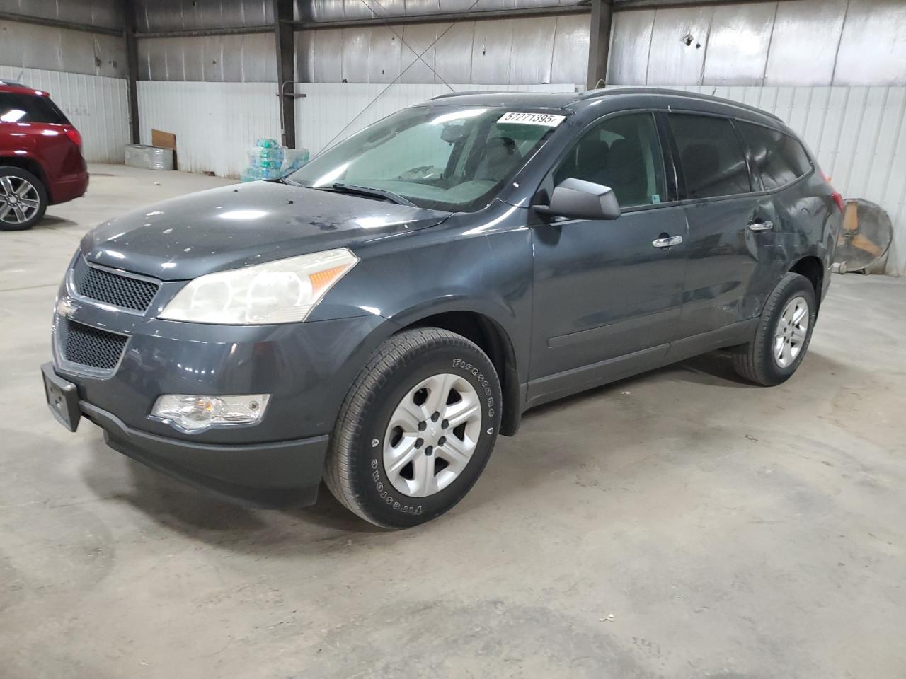 2011 Chevrolet Traverse Ls for Sale in Des Moines, IA - Side
