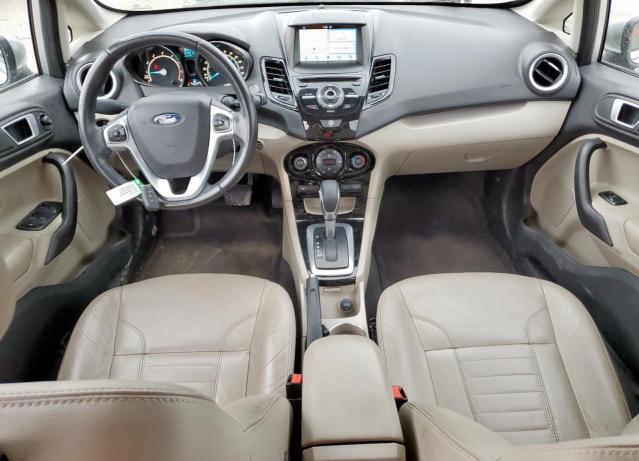  FORD FIESTA 2016 Srebrny