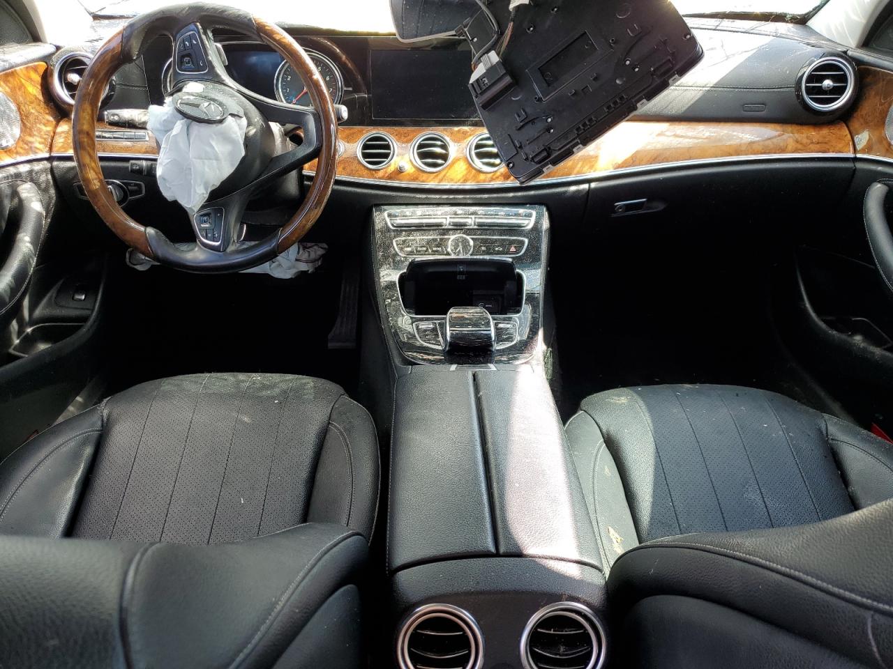 2018 Mercedes-Benz E 300 VIN: WDDZF4JB5JA336600 Lot: 59024215