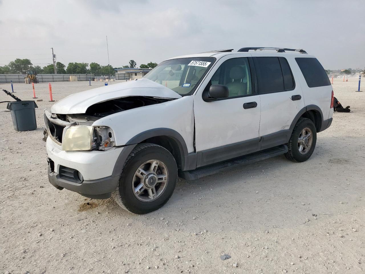 2003 Ford Explorer Xlt for Sale in New Braunfels, TX - Front End