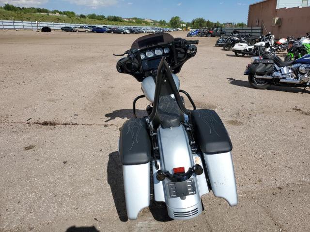  HARLEY-DAVIDSON FLHXS 2019 Серебристый