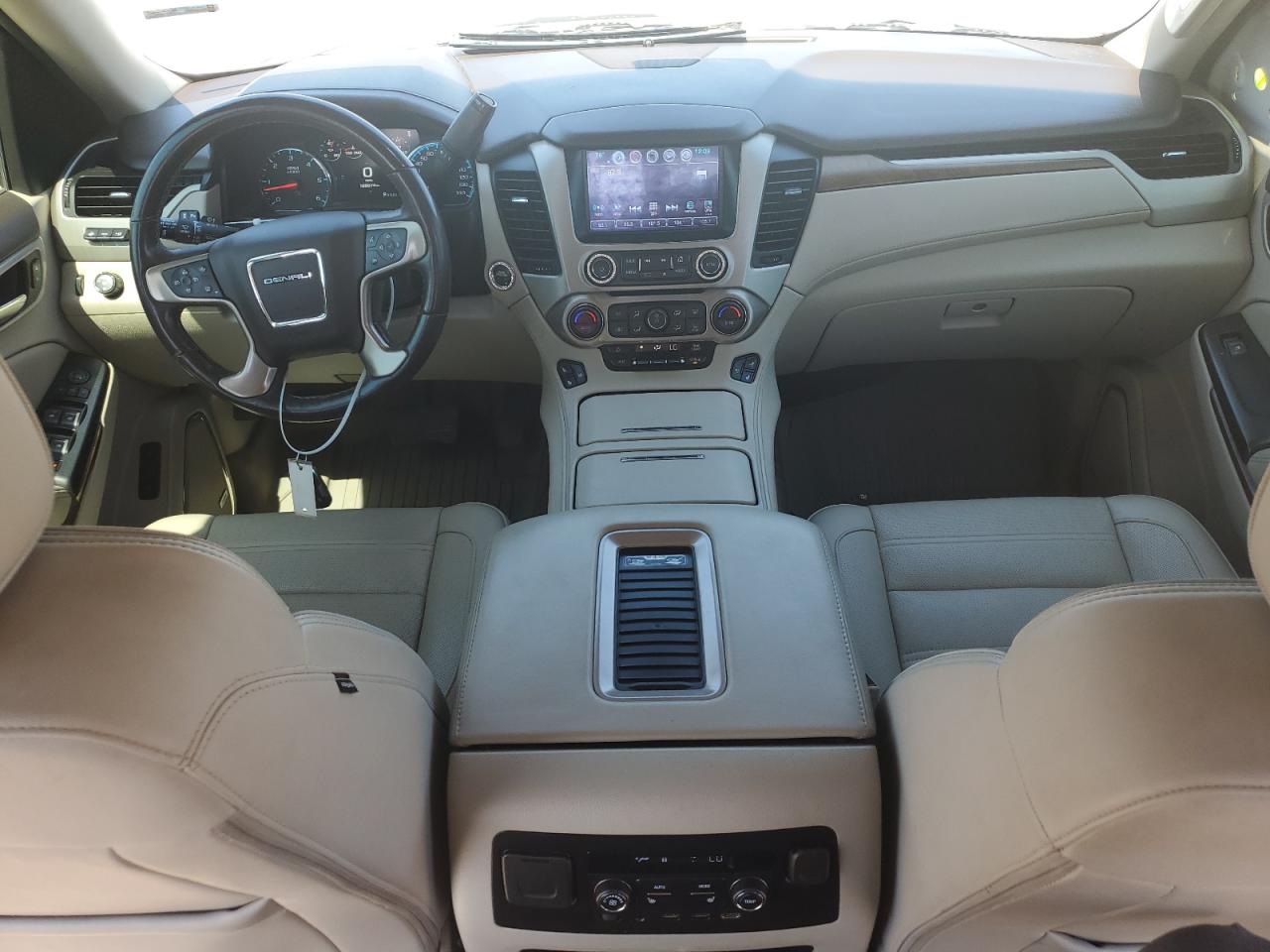 2019 GMC Yukon Xl Denali VIN: 1GKS1HKJXKR174820 Lot: 56588985