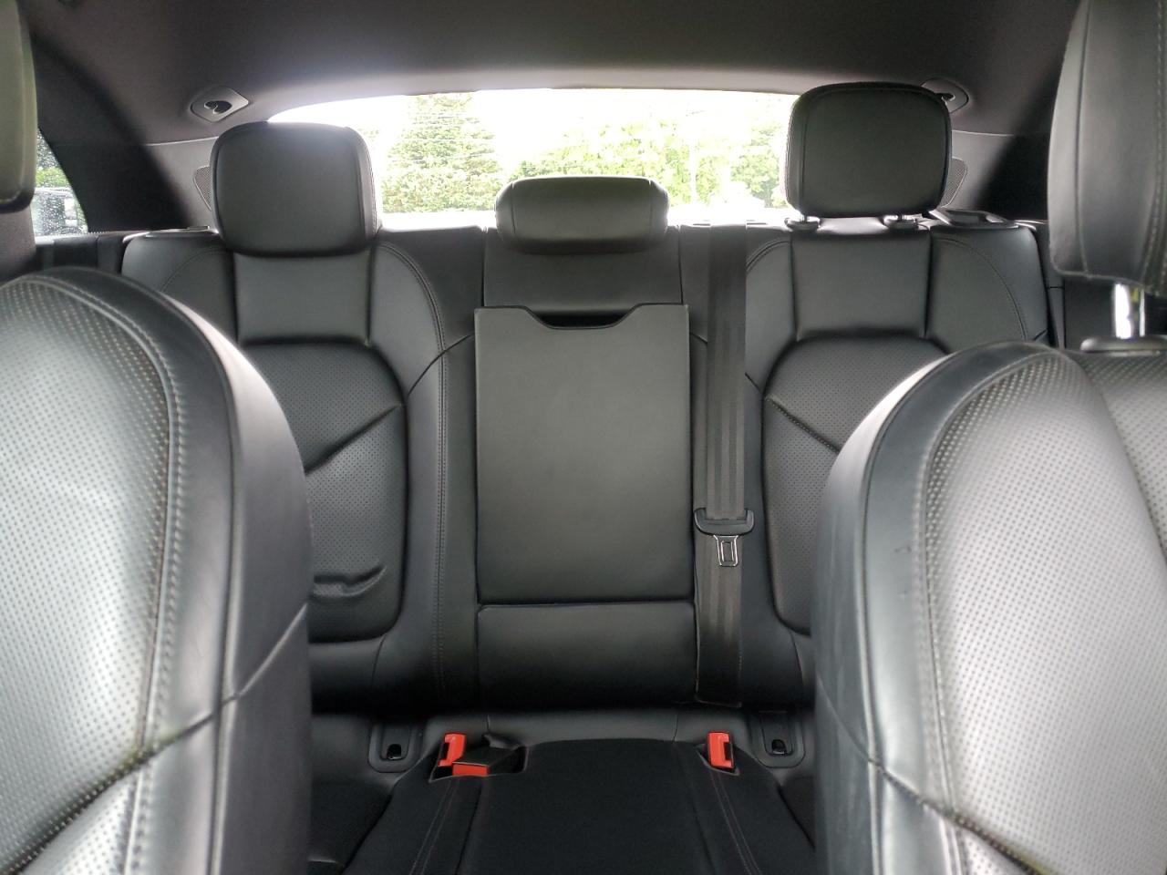 2018 Porsche Macan VIN: WP1AA2A51JLB10996 Lot: 56716675