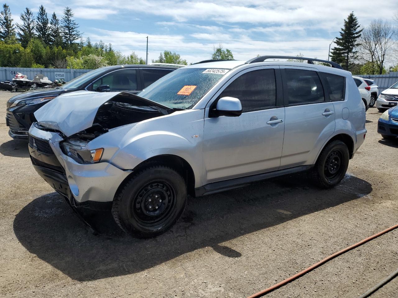 2013 Mitsubishi Outlander Es for Sale in Bowmanville, ON - Front End