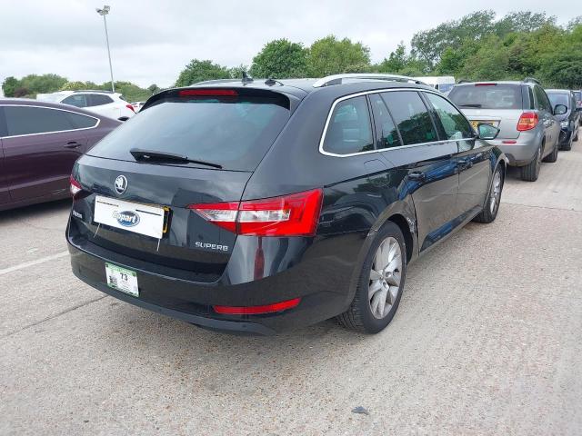 2016 SKODA SUPERB SE