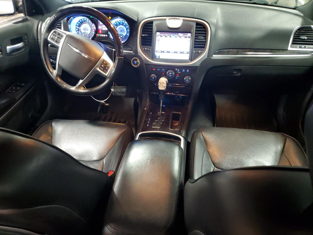 2011 Chrysler 300C VIN: 2C3CK6CT8BH611977 Lot: 55863205