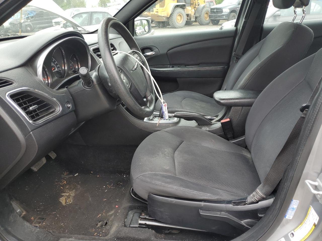 2013 Chrysler 200 Lx VIN: 1C3CCBAB0DN647110 Lot: 57287665