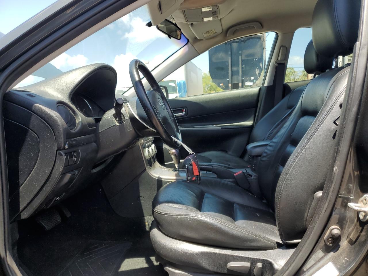 2004 Mazda 6 S VIN: 1YVFP80D745N30427 Lot: 56692475