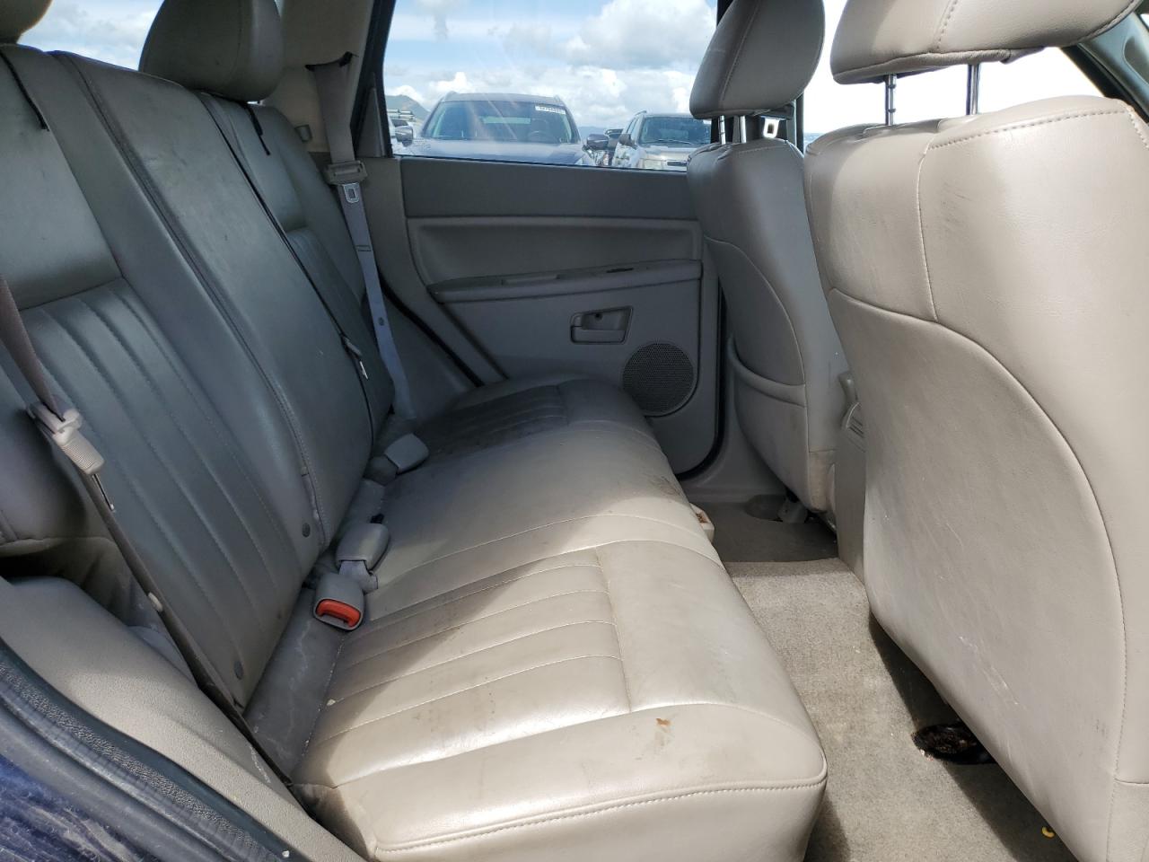 2005 Jeep Grand Cherokee Laredo VIN: 1J4HR48N55C604952 Lot: 57077675