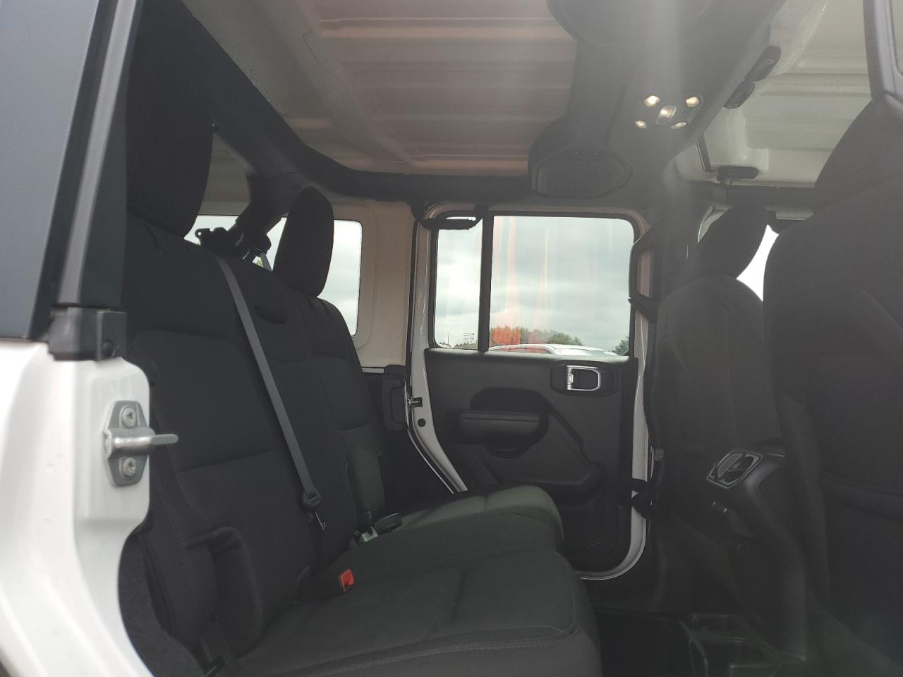 2022 Jeep Wrangler Unlimited Sport VIN: 1C4HJXDG4NW235781 Lot: 57184895