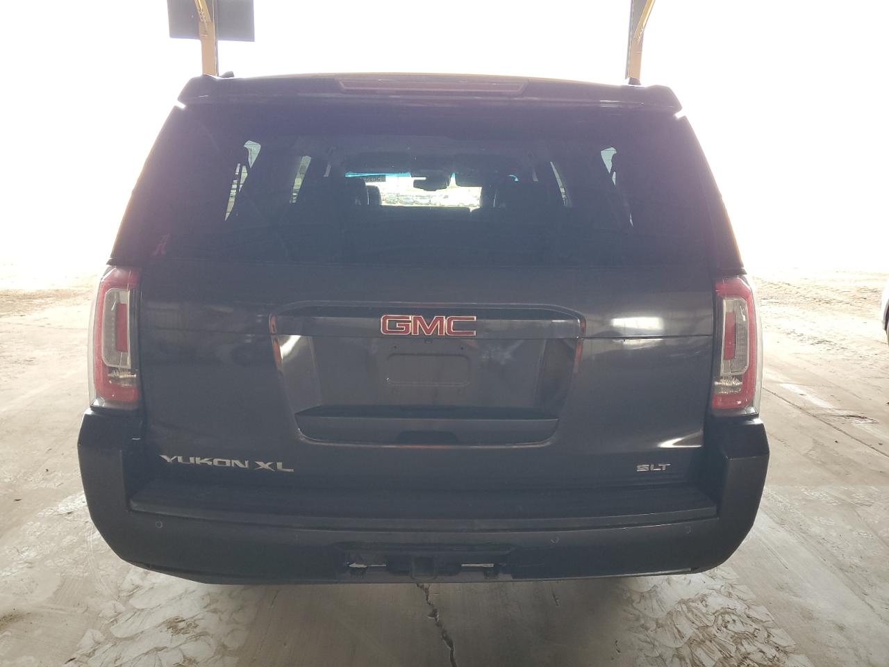 2015 GMC Yukon Xl K1500 Slt VIN: 1GKS2HKC0FR245592 Lot: 58989475