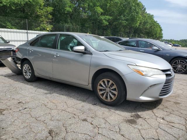Седаны TOYOTA CAMRY 2015 Серебристый