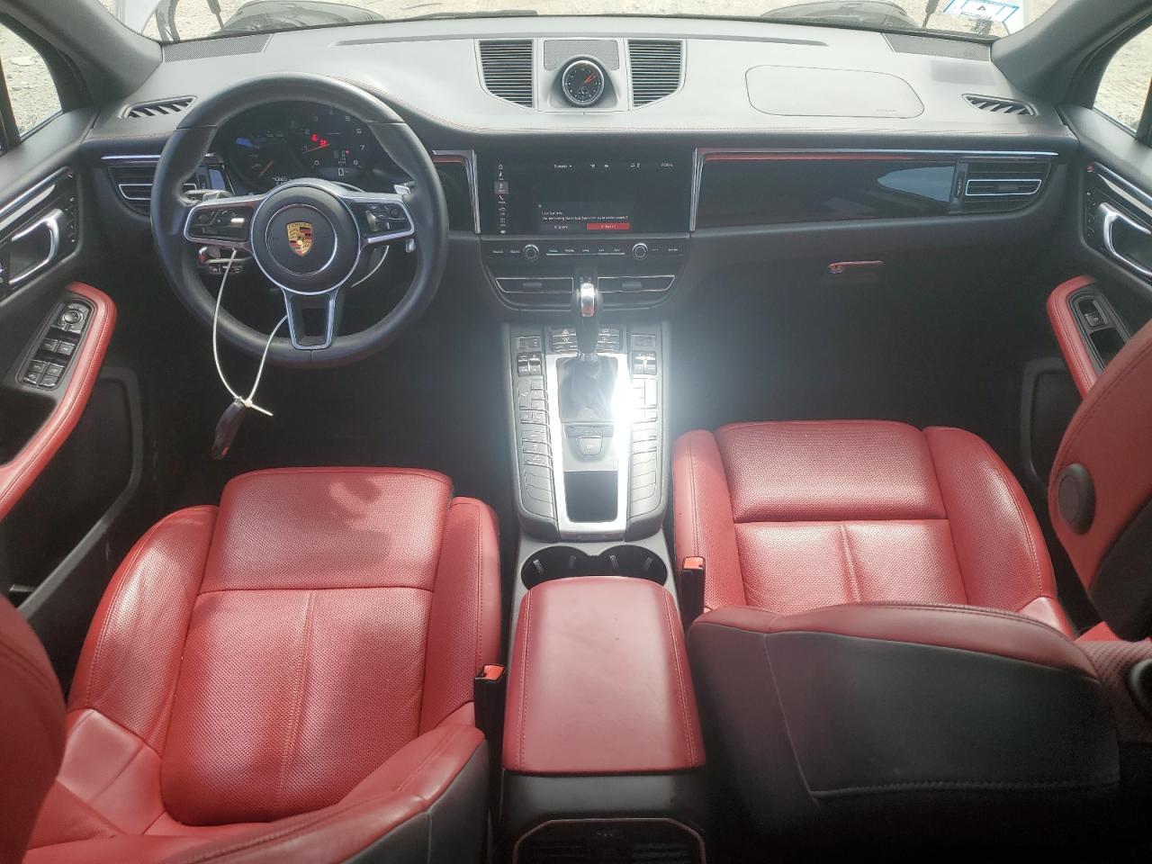 2021 Porsche Macan VIN: WP1AA2A59MLB14217 Lot: 56823035