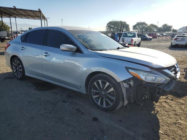  NISSAN ALTIMA 2017 Srebrny