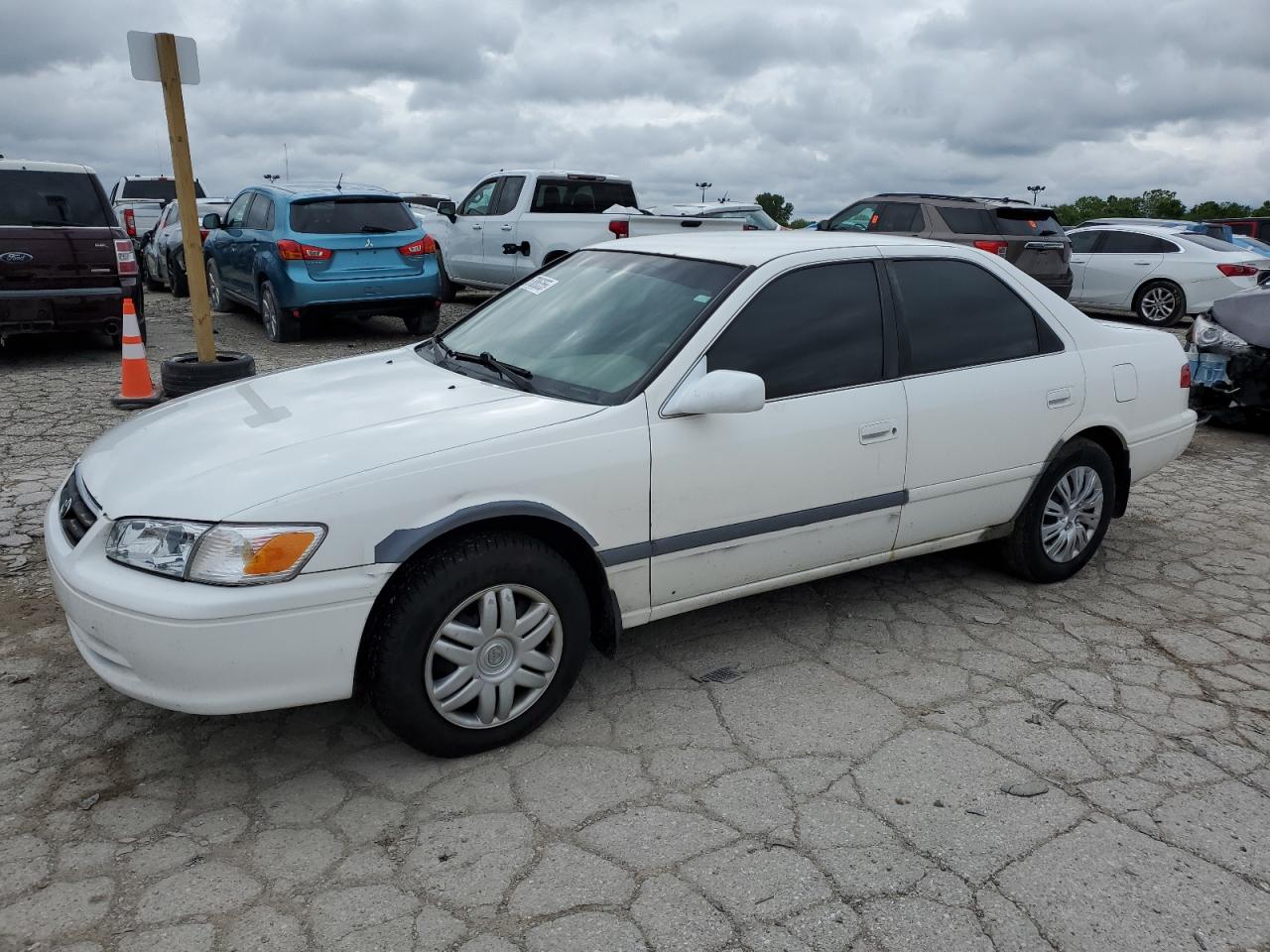 2000 Toyota Camry Le за продажба в Indianapolis, IN - Side