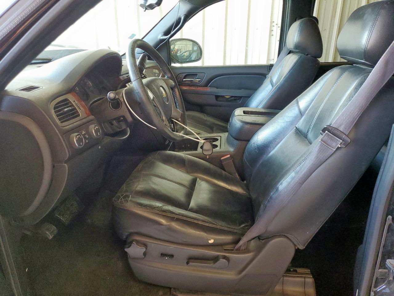 2013 Chevrolet Suburban K1500 Lt VIN: 1GNSKJE74DR348259 Lot: 57227185