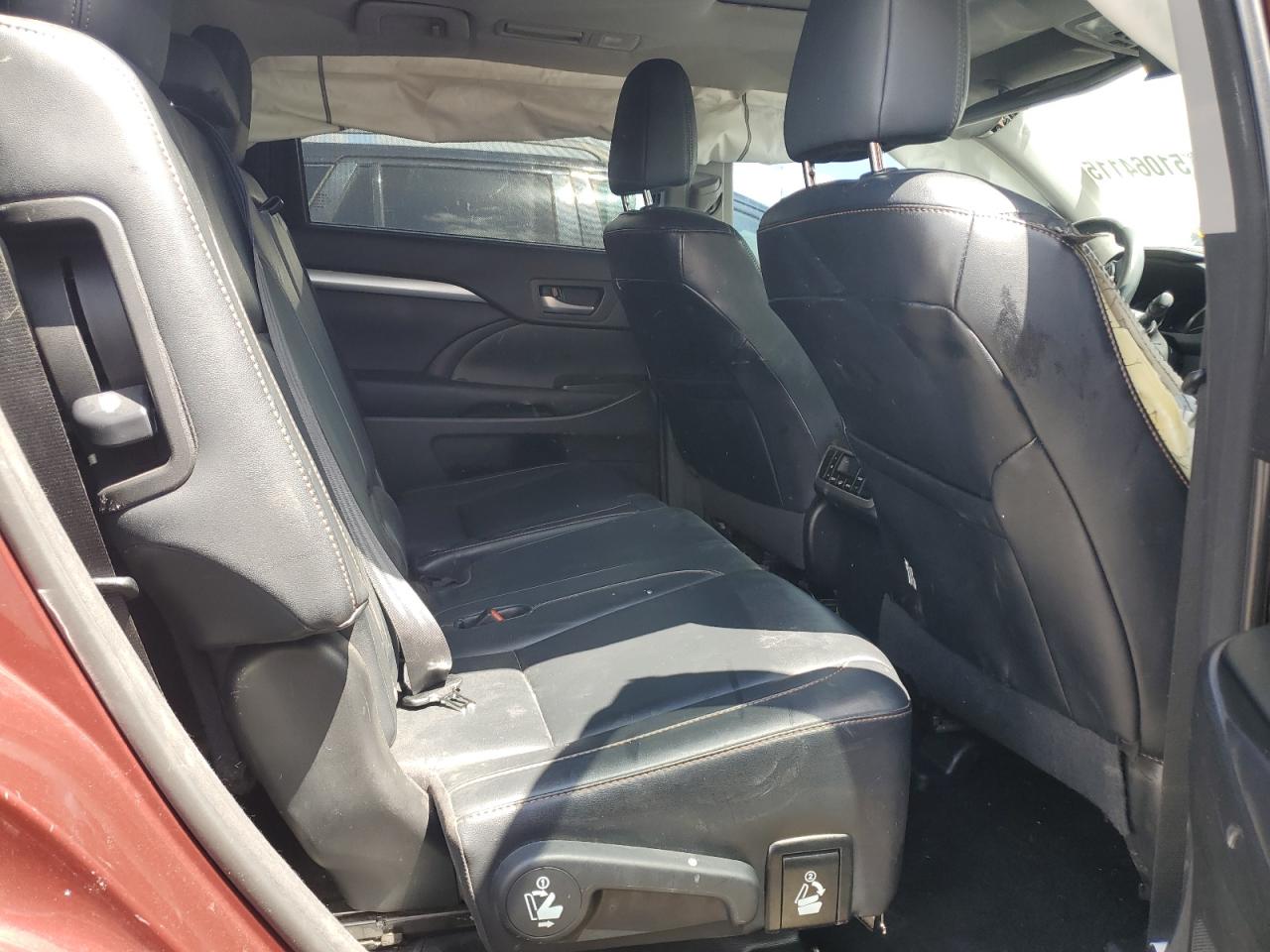 5TDKKRFH8FS107212 2015 Toyota Highlander Xle