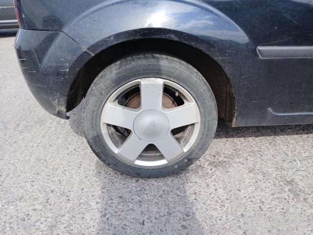 2003 FORD FIESTA ZET
