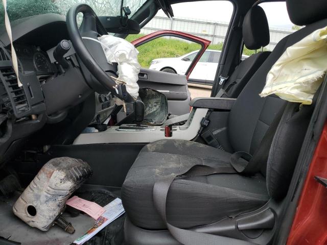Parquets FORD ESCAPE 2012 Czerwony