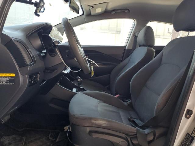Sedans KIA RIO 2013 Srebrny