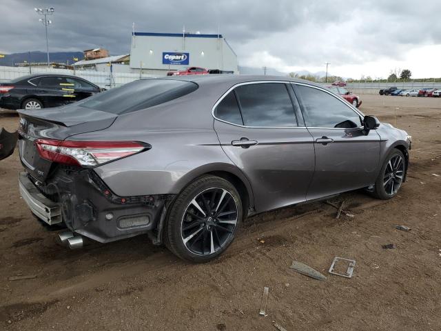 TOYOTA CAMRY 2018 Szary